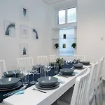 New Trendy At The Perfect Location Appartement