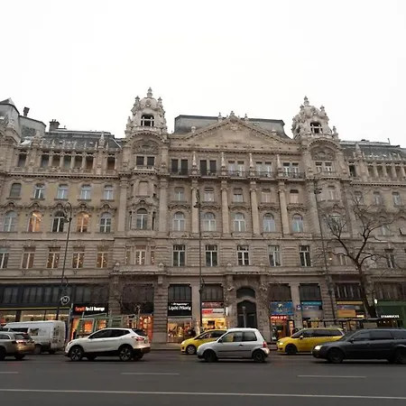 New Trendy At The Perfect Location Appartement *
